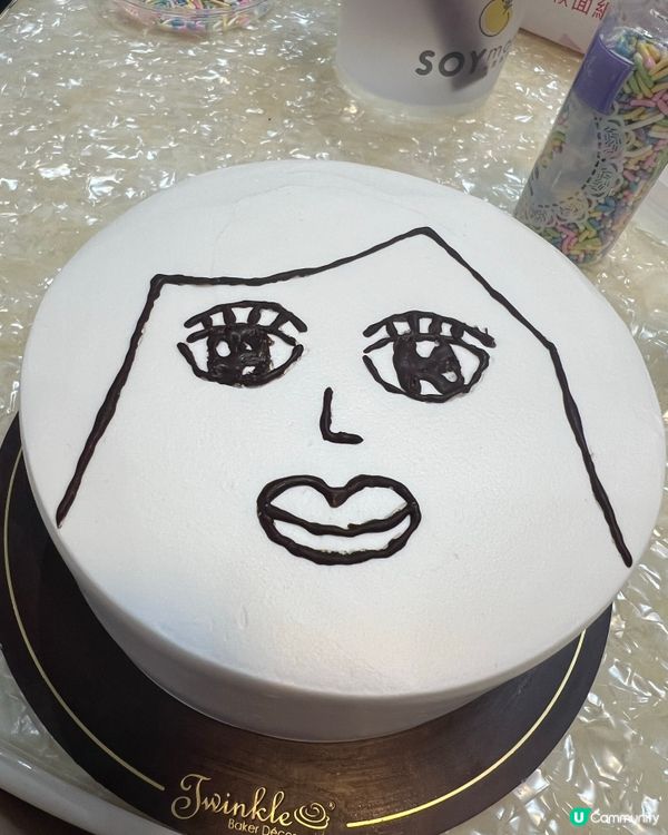 $138就可以設計一個獨一無二嘅蛋糕😍送俾朋友家人一定好開心