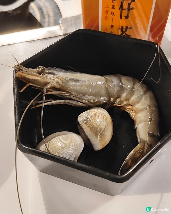 位於旺角家樂坊嘅捌捌陸，主打台式雞煲火鍋任食。呢度仲有全港獨...