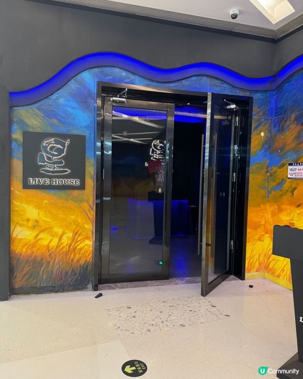 深圳新開星 livehouse🎤🎶  勁有氣氛！現場超爆滿！