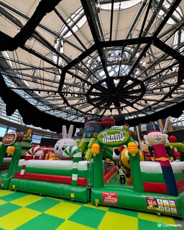 數碼港 Bouncy castle 聖誕嘉年華