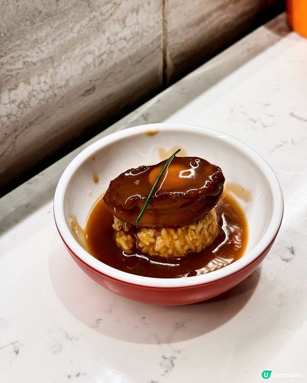 放題竟然有原隻乳豬😱？