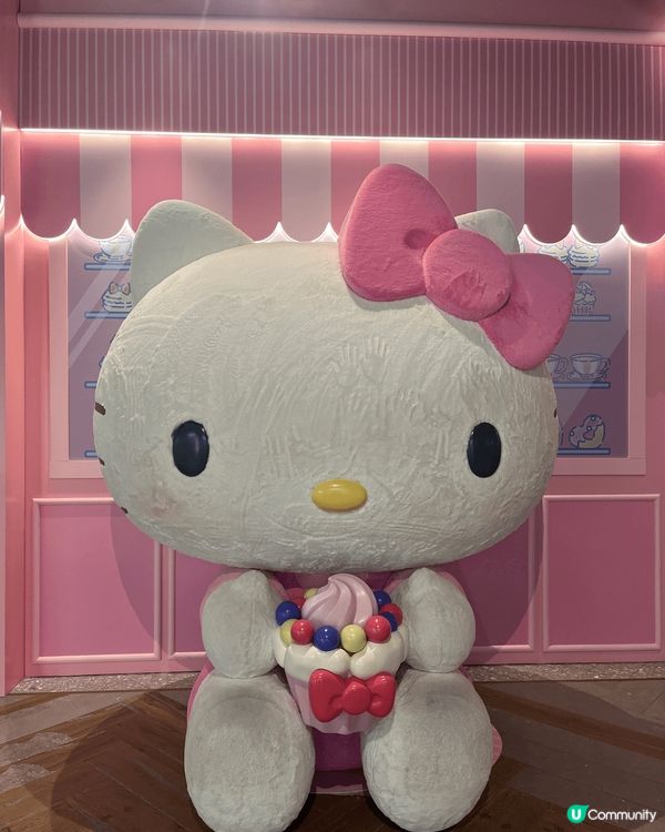 第一次係澳門過聖誕節🎄，好開心周圍都有聖誕樹🎄每間五星酒店入...