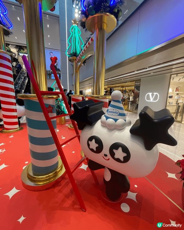 近排最Hit嘅一定係海洋公園嘅雙胞胎熊貓BB ，想同熊貓過聖...