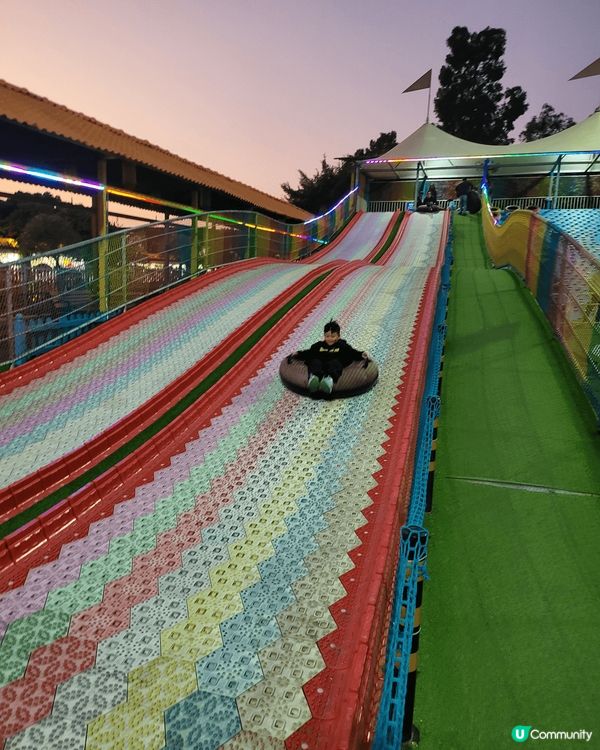 玻璃橋、水上轆轆、滑草梯。東莞隱賢山莊