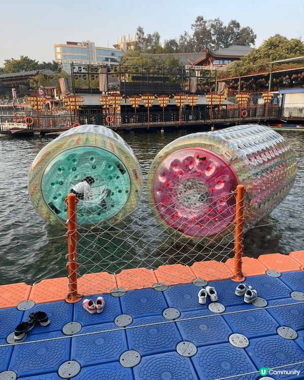 玻璃橋、水上轆轆、滑草梯。東莞隱賢山莊