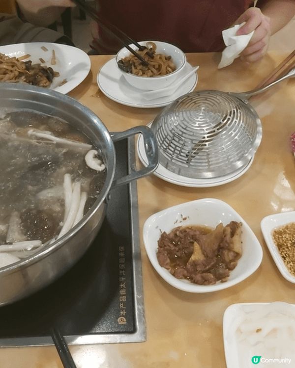 深圳阿翔鮮牛肉火鍋，必食手切雪花牛，大大盤，超好味👍🏻👍🏻👍...