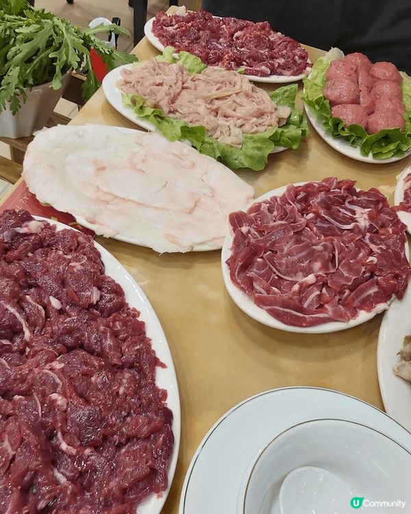 深圳阿翔鮮牛肉火鍋，必食手切雪花牛，大大盤，超好味👍🏻👍🏻👍...