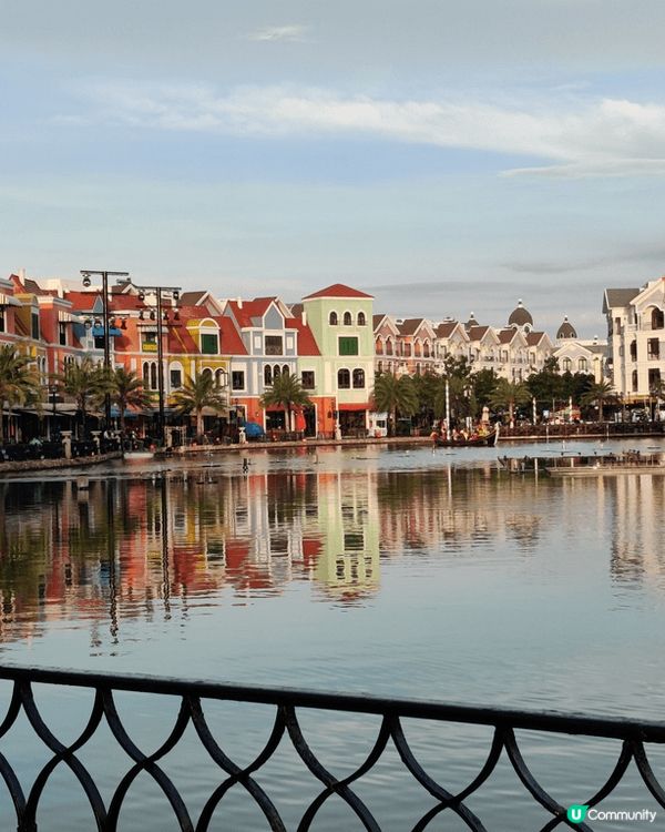 These photos are in Sha Tau Ko...