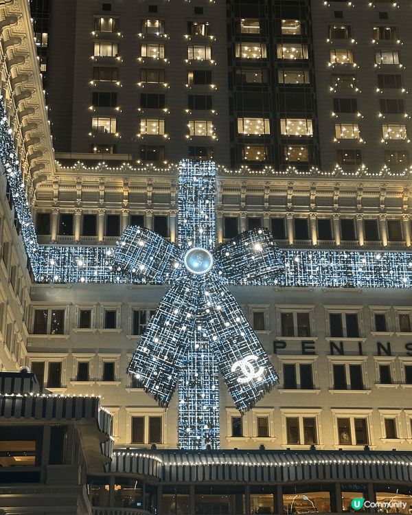 The Peninsula Hotel in Hong Ko...