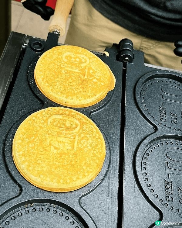 我想去AIA嘉年華，裏面氣氛好開心，大人小朋友都啱玩，夜晚啲...