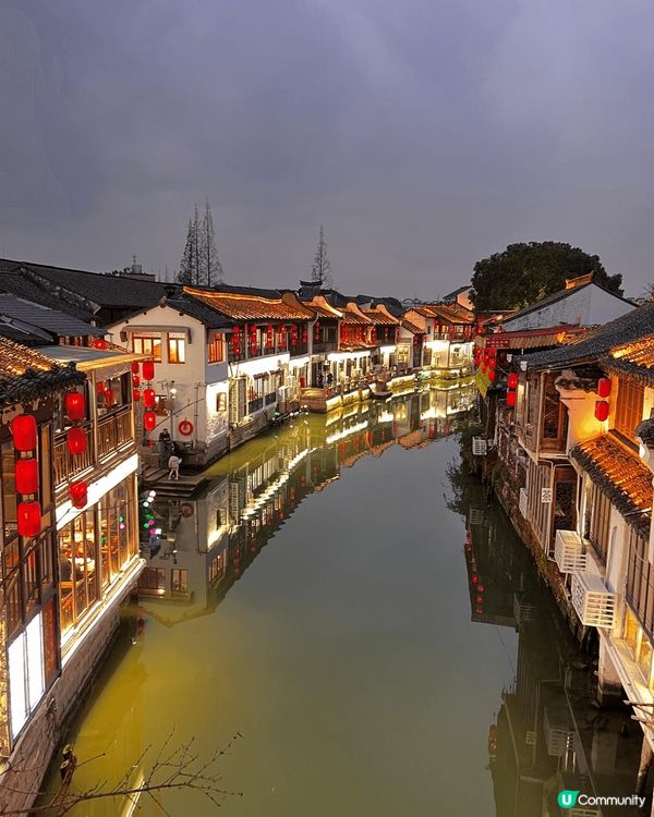 朱家角是上海其中一個古鎮，我很喜歡中國文化及古色古香的建築，...