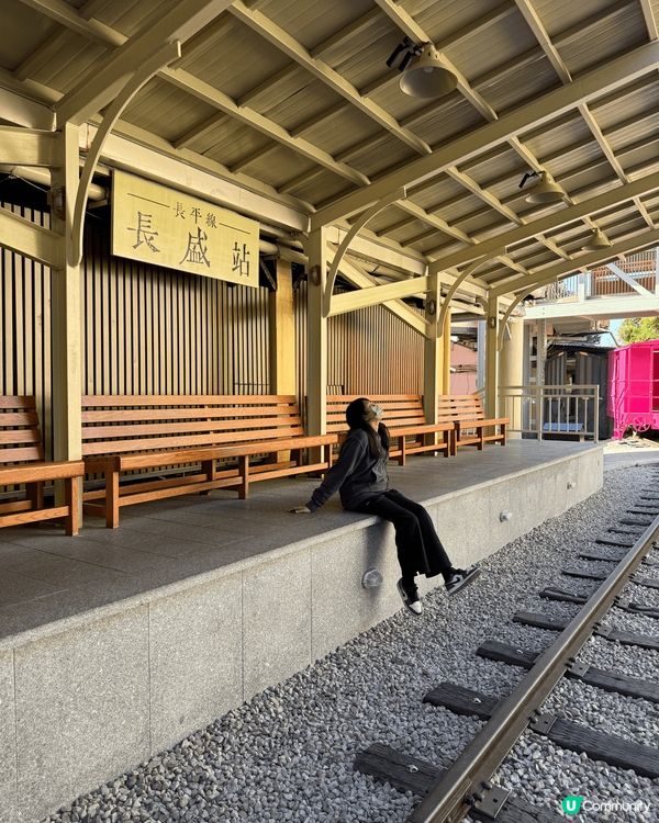 珠海御溫泉，有過百款美食，有煙花放有攤位遊戲，有溫泉浸，冬天...