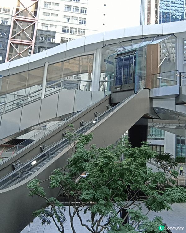 HK.鰂魚湧太古坊四周環境非常值得上班一族和大朋友小朋友休閒...