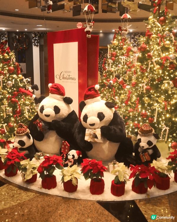 三個都是聖誕🎄主題的裝飾佈置，而且三個都在香港，我喜歡這些地...