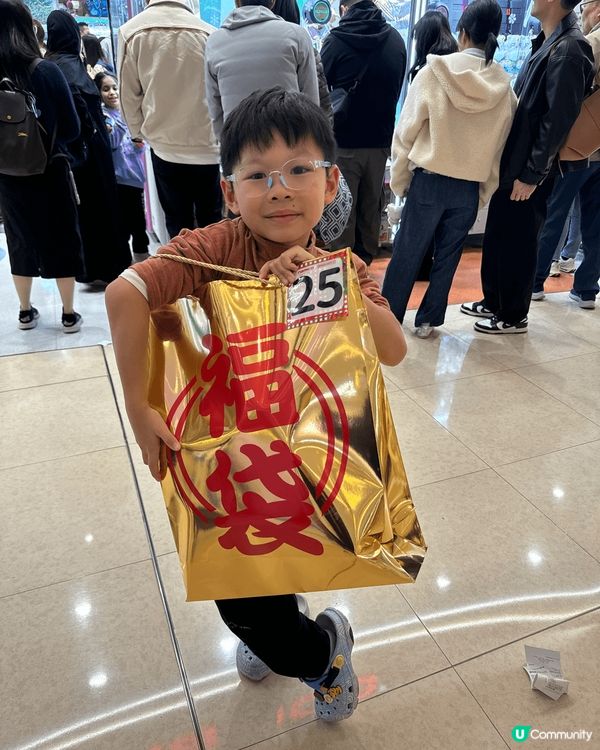 聖誕節奧海城有多樣活動遊戲設施，給小朋友娛樂及拍照，讓小朋友...