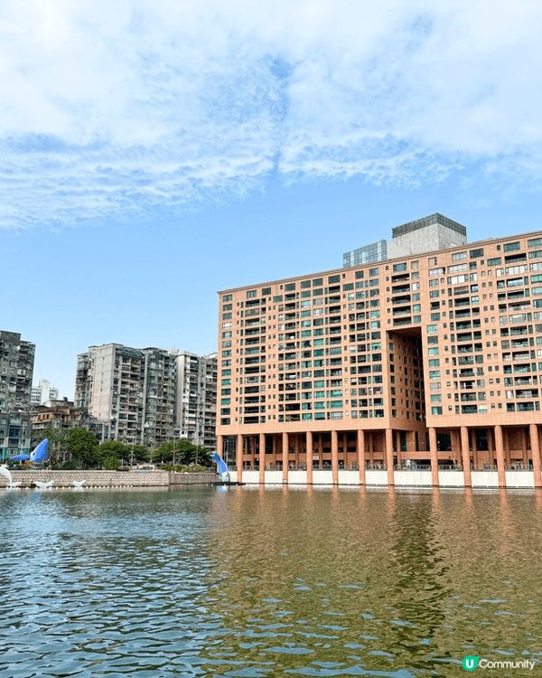 澳門的南灣雅文湖畔有水上單車，雙人MOP20(每30分鐘）。...