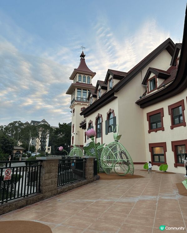 深圳東部華僑城黑森林嘉途酒店歐式建築風格猶如置身歐洲一樣
