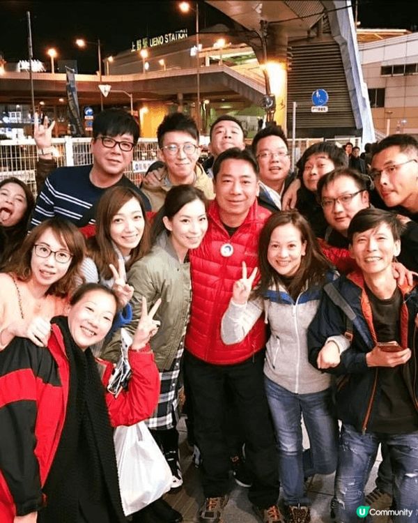 吃喝玩樂樣樣有，自己shopping, 大班人一齊出發慶祝聖...