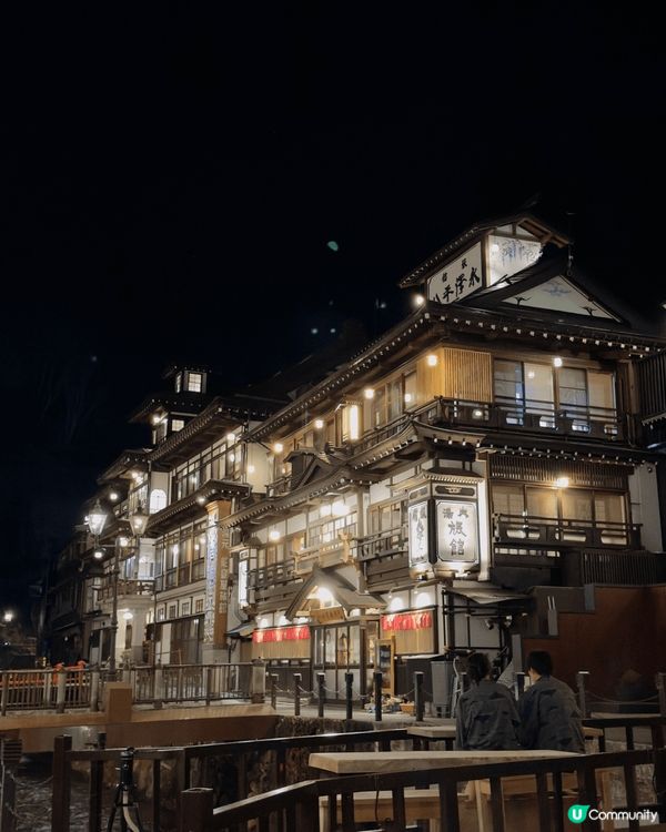 銀山溫泉這個地方十分夢幻，人生必須至少去一次，有機會的話一定...