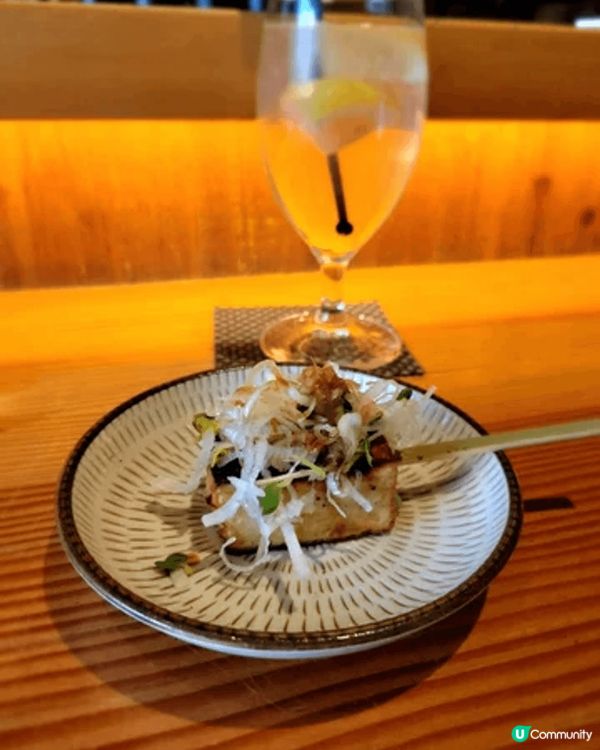 中環的串燒店鳥匠，除咗有多款日式串燒，仲有厚揚豆腐，關東煮，...