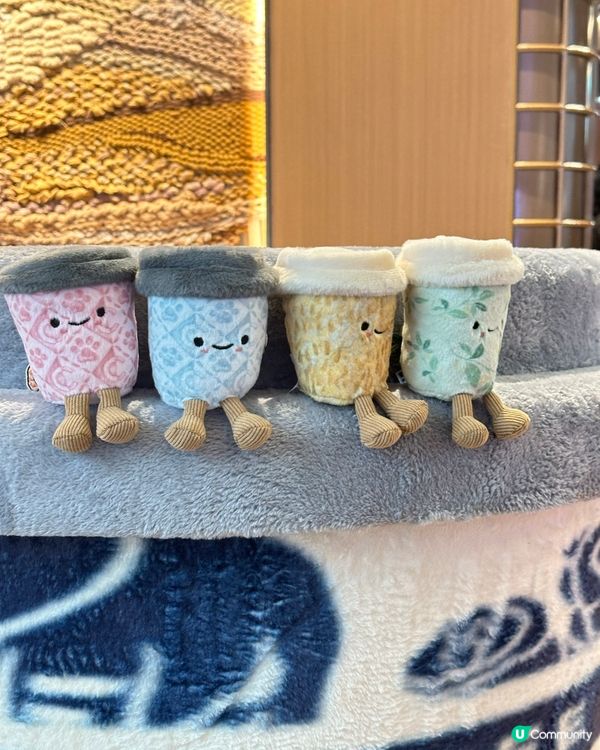 ## 霸王茶姬新年毛絨盲盒登場！🤩