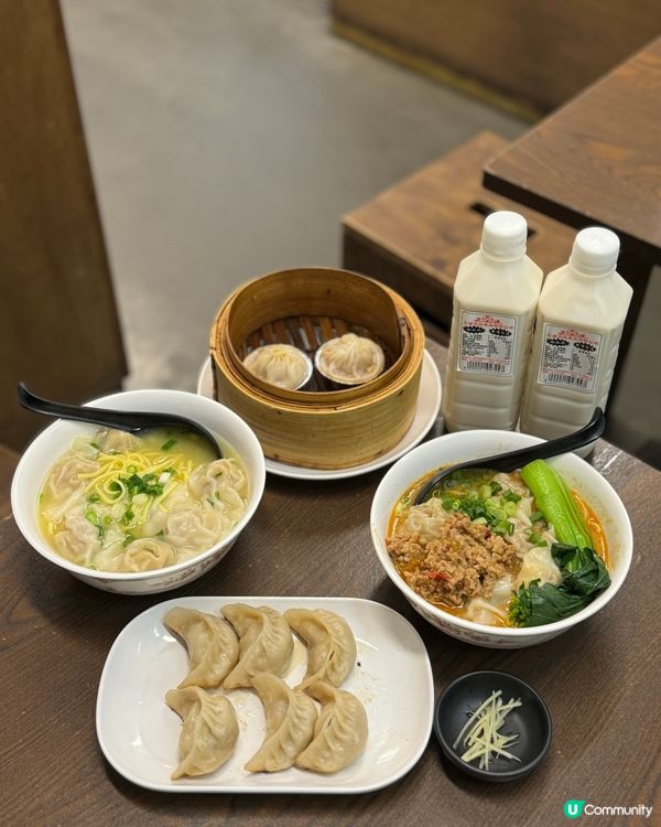 北角連續9年米芝蓮推介鍋貼😋  
麥記美食，食過返尋味！