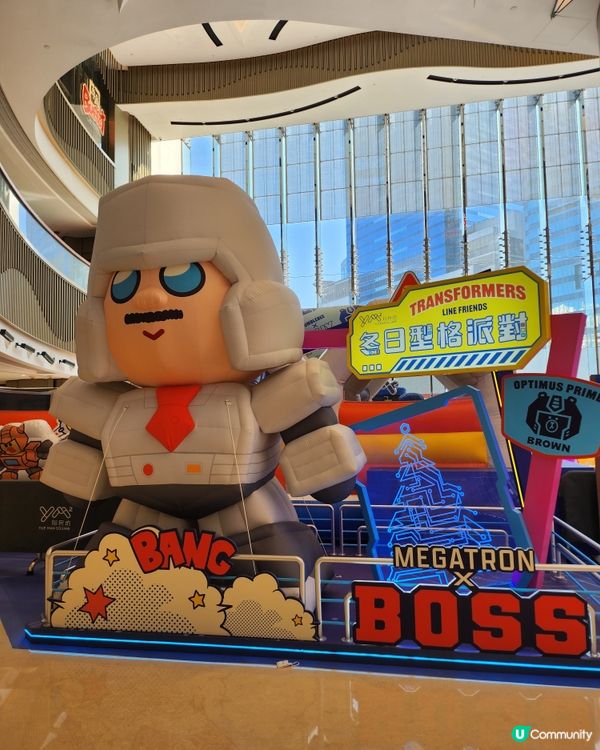 ym2 有line friends，又大隻又型爆