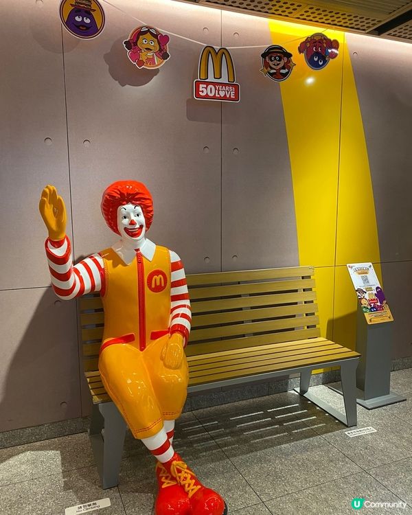 銅鑼灣近怡和街電車站