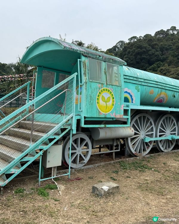 日出沙頭，月懸海角