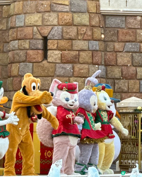 冬天去香港迪士尼❄️真係超有氣氛🥳☃️