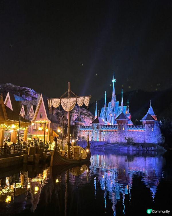 冬天去香港迪士尼❄️真係超有氣氛🥳☃️