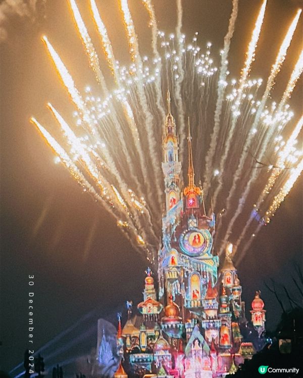 冬天去香港迪士尼❄️真係超有氣氛🥳☃️