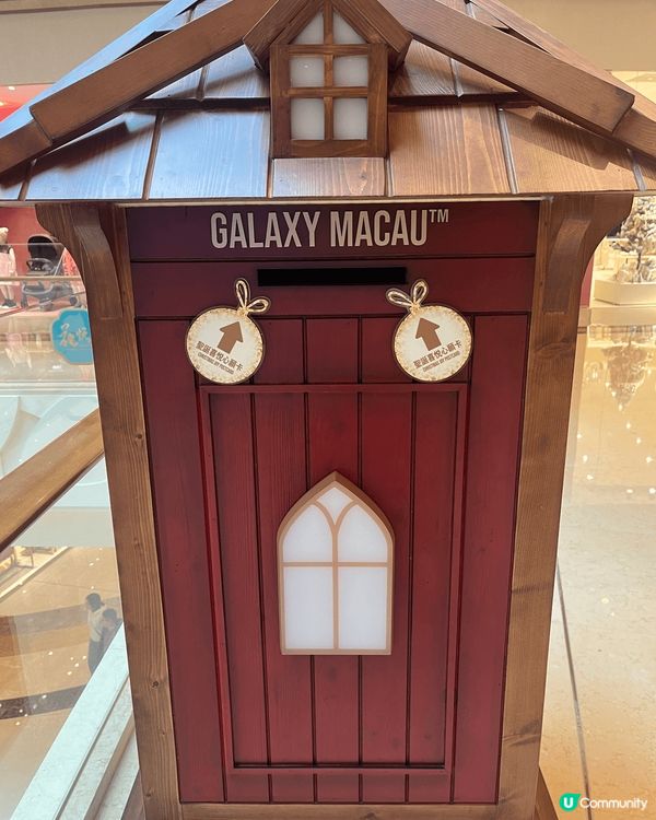 第一次係澳門過聖誕節🎄，好開心周圍都有聖誕樹🎄每間五星酒店入...