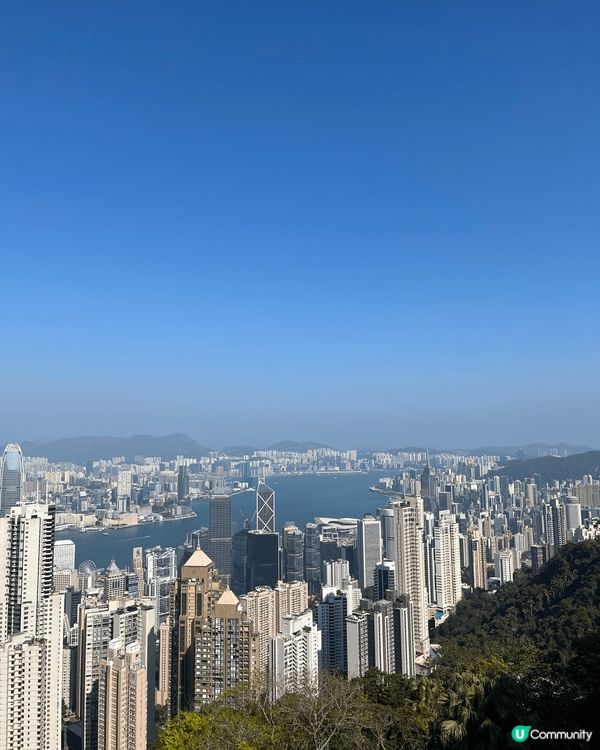 #聖誕都要做運動 山頂係我最鍾意亦係香港其中一條最簡單嘅行山...