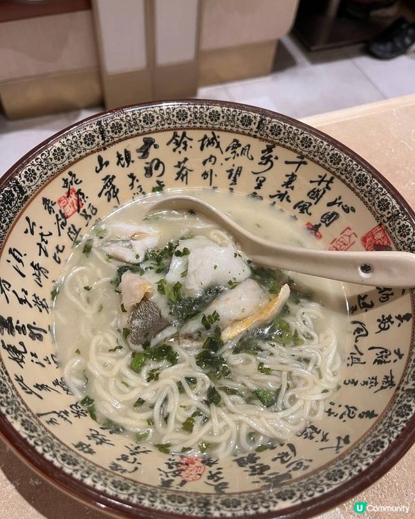 ## 樂天皇朝八彩小籠包🌈 食完真係好滿足😋