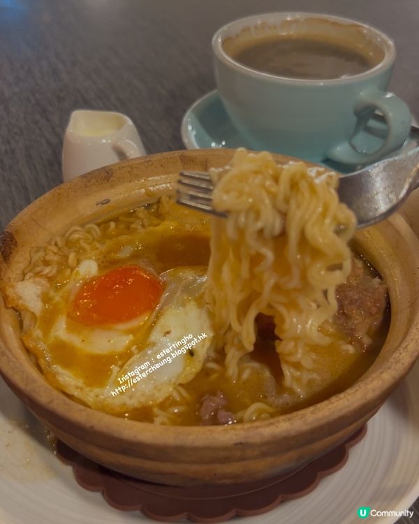 抵食下午茶 💕 煲仔沙爹牛肉麵 + 熱咖啡 ☕️