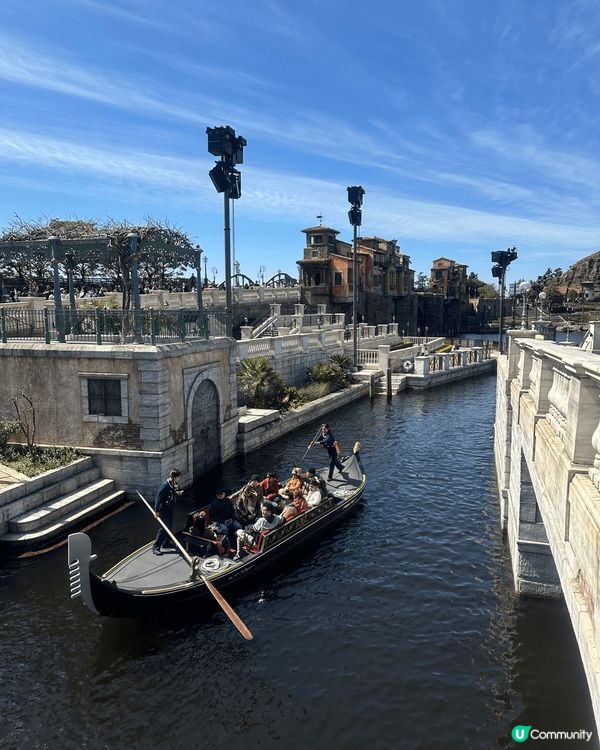 東京迪士尼海洋-在這個夢幻國度，大人同小朋友都盡情投入其中，...
