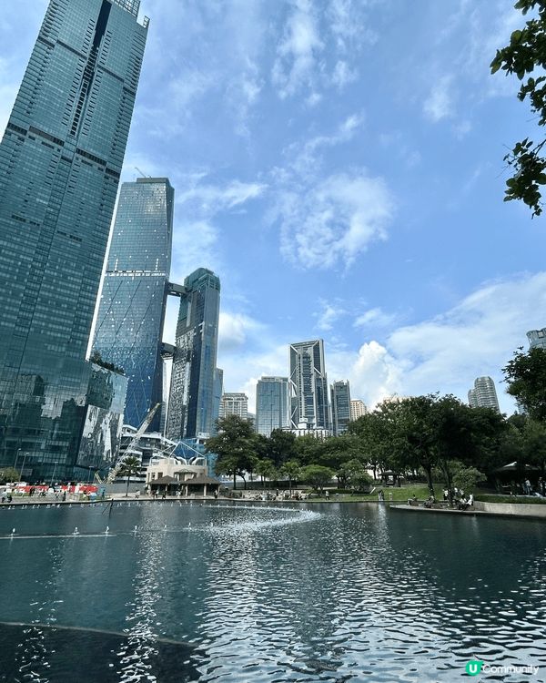 吉隆坡雙子塔的日與夜