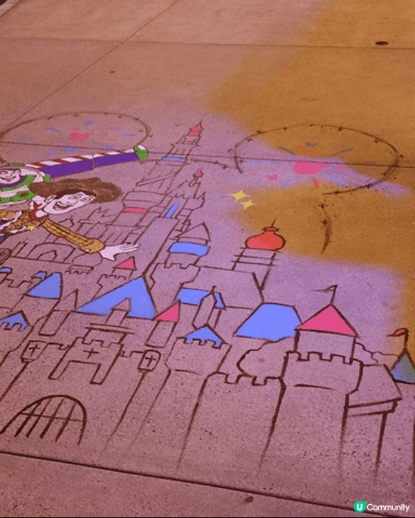 香港其中一個主題樂園， 永遠令你保持童心既地方， 唔同既節日...