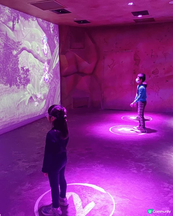 而家經港珠澳大橋去珠海真係好方便，過關後。搭的士去創新方，就...