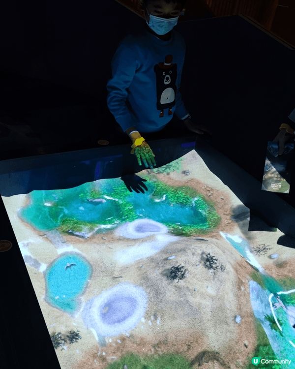 而家經港珠澳大橋去珠海真係好方便，過關後。搭的士去創新方，就...