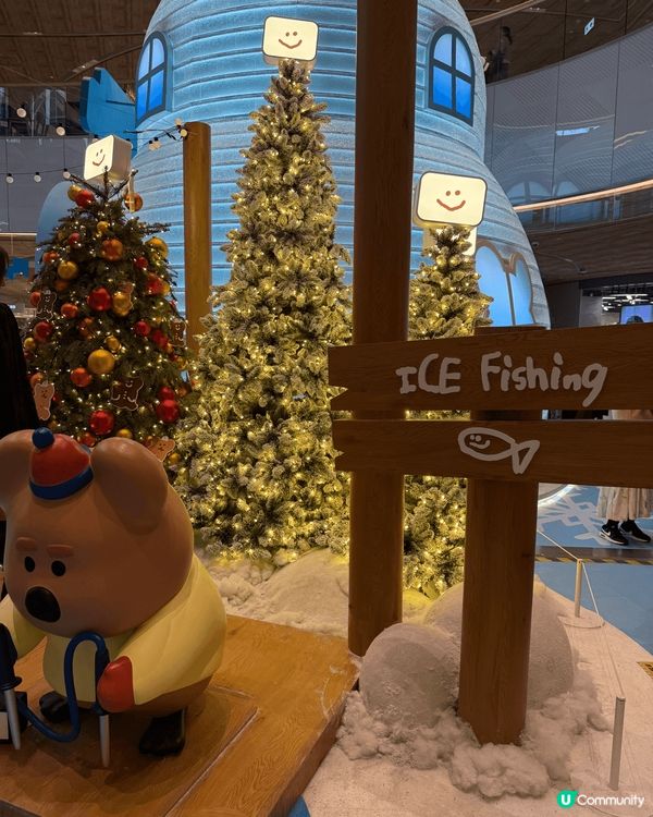 今年聖誕東涌東薈城有cococup聖誕裝飾及戶外市集，和市集...