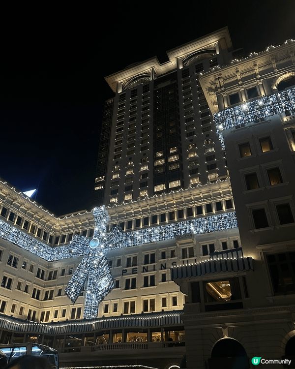 The Peninsula Hotel in Hong Ko...