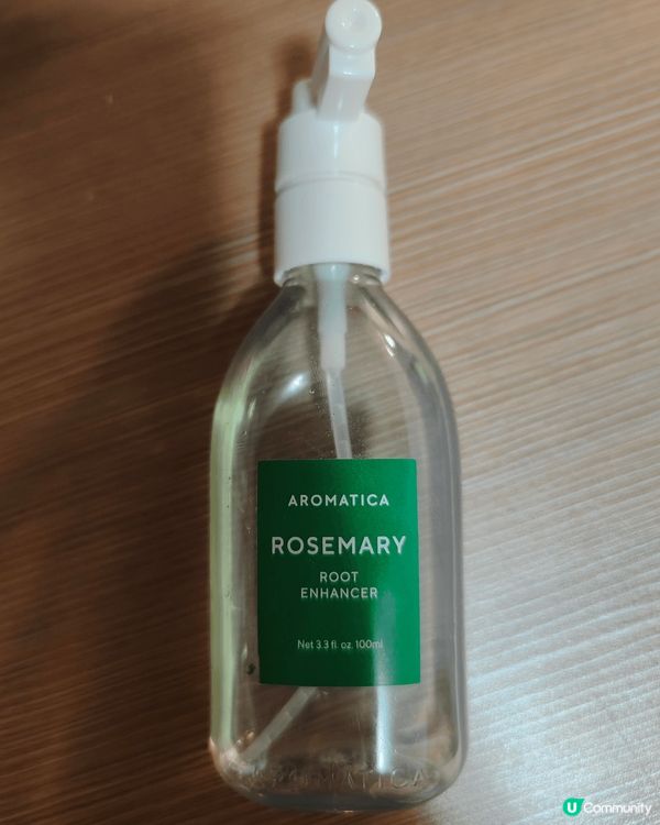 圖1:抗乾旱毛燥，使頭髮更加滋養，易於梳理和光滑。