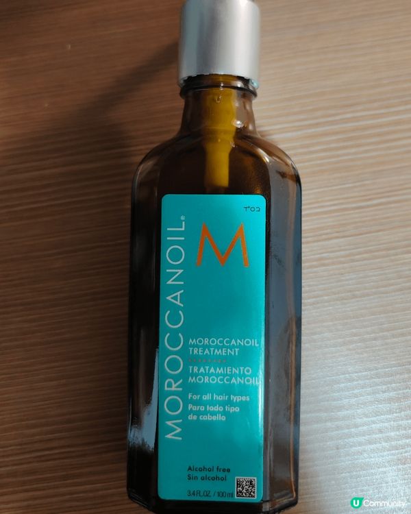 圖1:抗乾旱毛燥，使頭髮更加滋養，易於梳理和光滑。