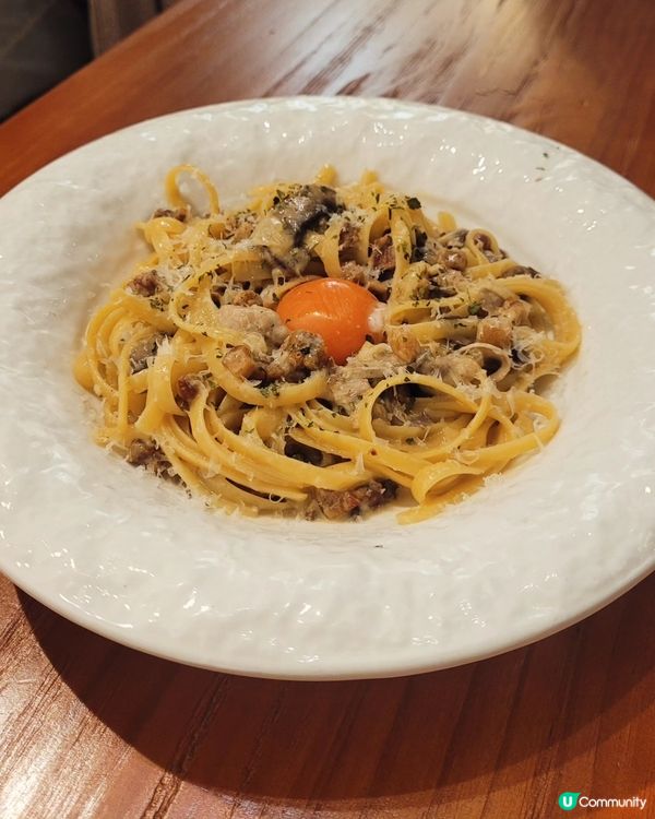 ## 隱世意大利餐廳🍝  環境寧靜，約朋友慢慢歎！