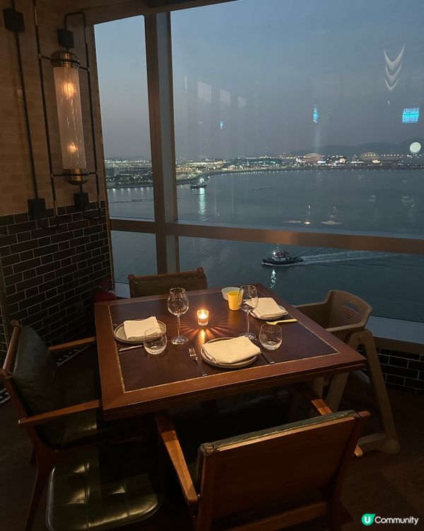 香港海景浪漫西餐廳