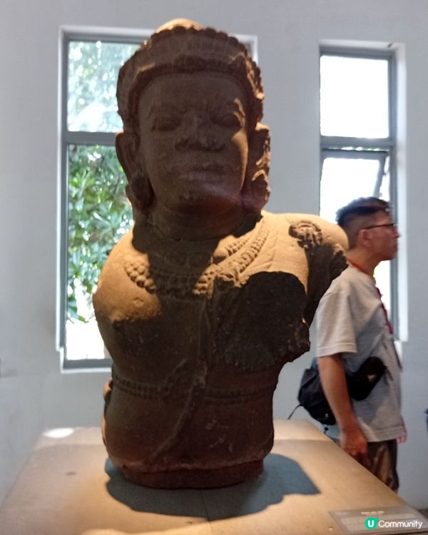 🛳️ 參觀占婆雕刻博物館，千年歷史見證！