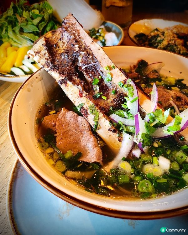 越泰fusion菜 必試邪惡烤牛骨髓phobo wagyu🤤