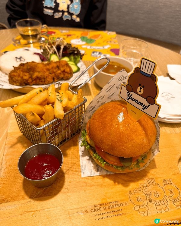 澳門葡京人的LINE FRIENDS主題餐廳「BROWN &...